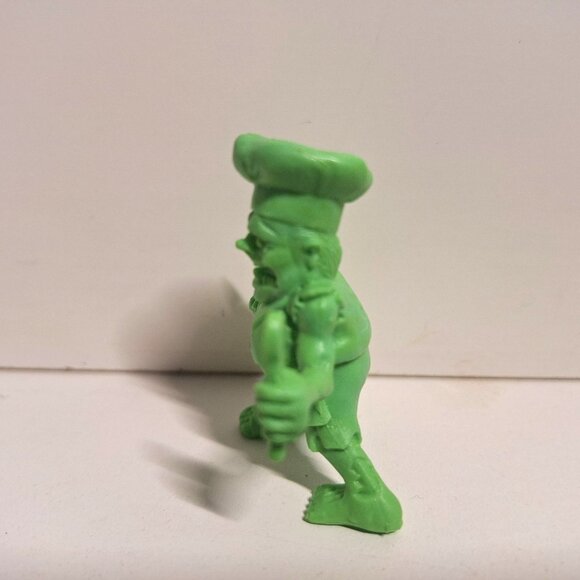 Stu B You SLUG Zombies Series 2 Green Zombie Cooking Chef Figure Jakks 2012 - Picture 2 of 6